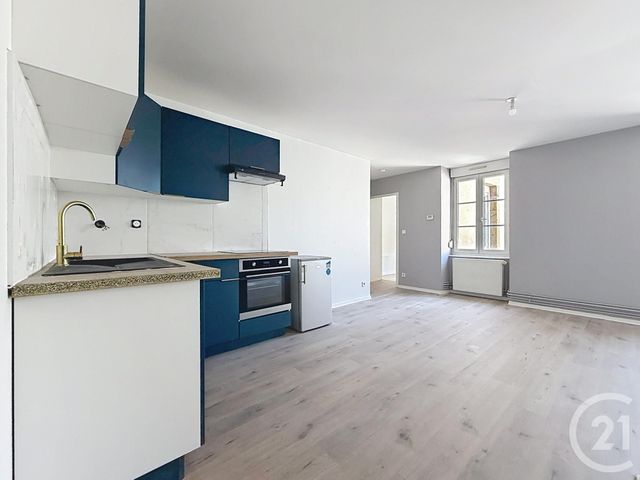 Appartement F1 &agrave; louer - 1 pi&egrave;ce - 49,09 m2 - Lure - 70 - FRANCHE-COMTE