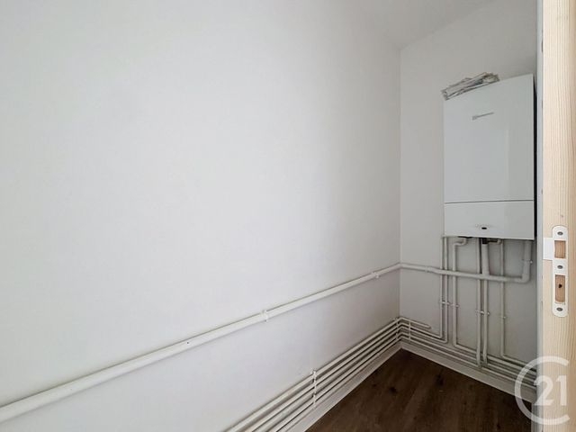 Appartement F1 &agrave; louer - 1 pi&egrave;ce - 49,09 m2 - Lure - 70 - FRANCHE-COMTE