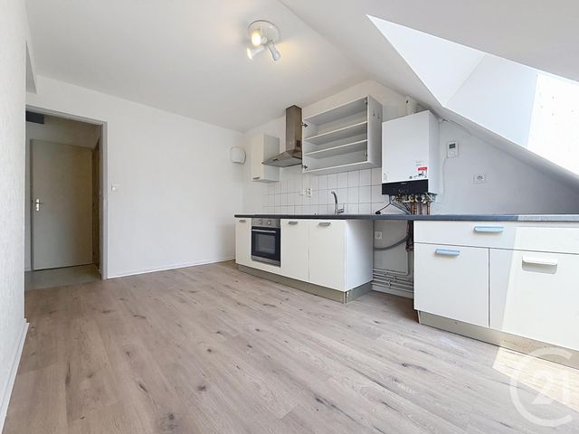 Appartement F2 &agrave; louer - 2 pi&egrave;ces - 53,54 m2 - Lure - 70 - FRANCHE-COMTE