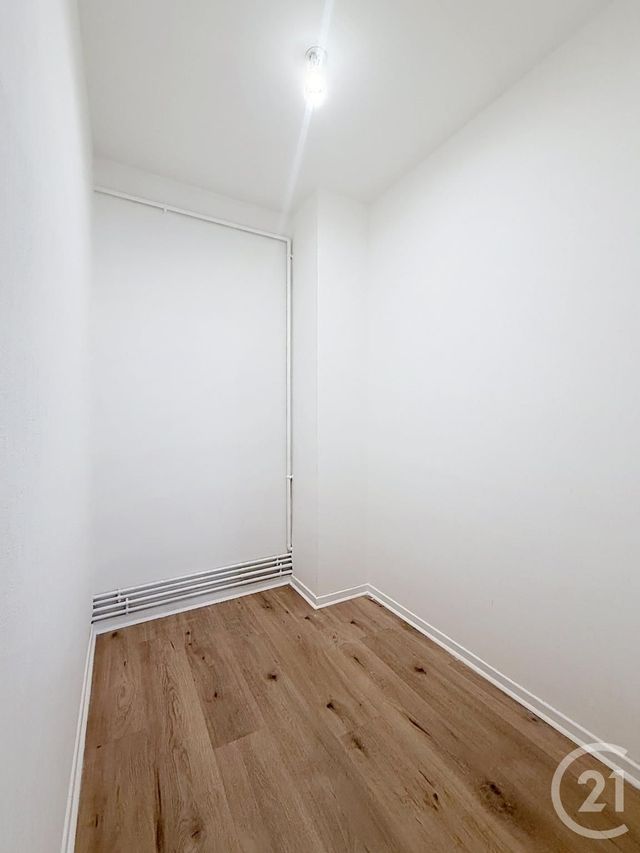 Appartement F2 &agrave; louer - 2 pi&egrave;ces - 53,54 m2 - Lure - 70 - FRANCHE-COMTE