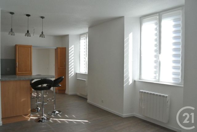 Appartement F3 &agrave; louer - 3 pi&egrave;ces - 46,08 m2 - Couthenans - 70 - FRANCHE-COMTE