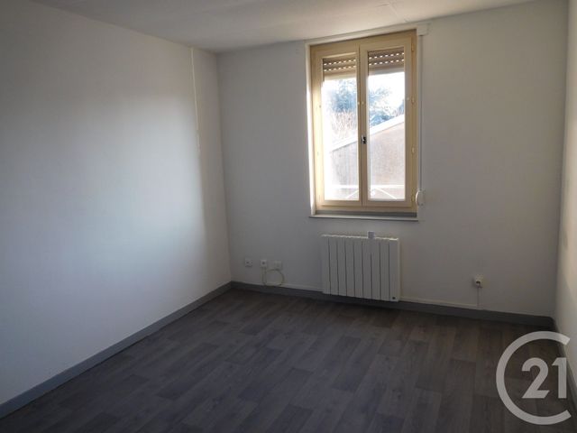 Appartement F2 &agrave; louer - 2 pi&egrave;ces - 38,16 m2 - Lure - 70 - FRANCHE-COMTE