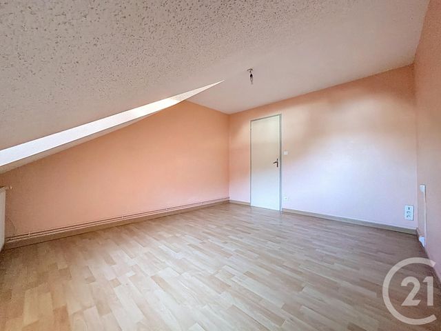 Appartement F2 &agrave; louer - 2 pi&egrave;ces - 40,24 m2 - Lure - 70 - FRANCHE-COMTE