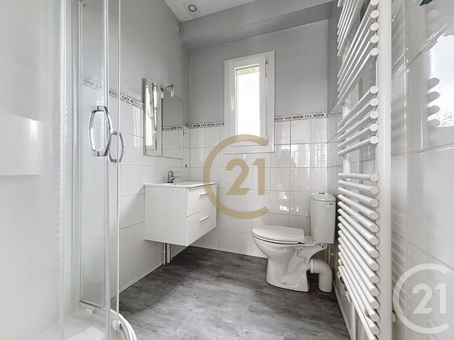 Maison &agrave; louer - 3 pi&egrave;ces - 63,11 m2 - Lure - 70 - FRANCHE-COMTE