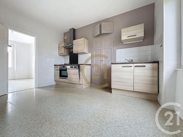 Maison &agrave; louer - 3 pi&egrave;ces - 63,11 m2 - Lure - 70 - FRANCHE-COMTE