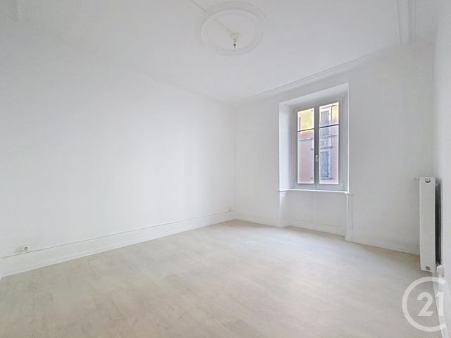 Appartement F3 &agrave; louer - 3 pi&egrave;ces - 53 m2 - Belfort - 90 - FRANCHE-COMTE