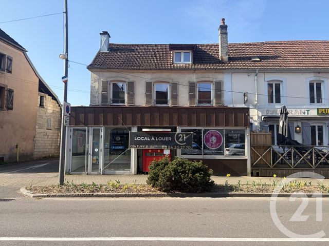 Appartement Local &agrave; louer - 4 pi&egrave;ces - 110,12 m2 - Lure - 70 - FRANCHE-COMTE