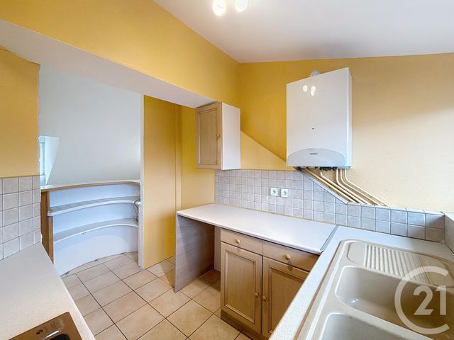 Appartement F3 &agrave; louer - 3 pi&egrave;ces - 50 m2 - Belfort - 90 - FRANCHE-COMTE