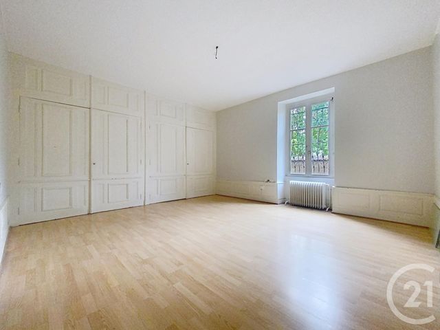 Appartement F3 &agrave; louer - 3 pi&egrave;ces - 92,69 m2 - Lure - 70 - FRANCHE-COMTE