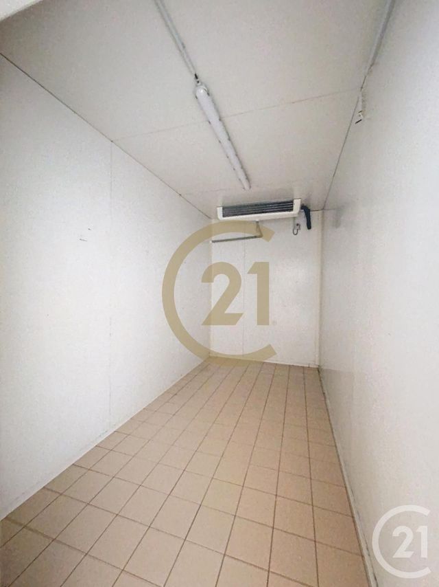 Appartement Local &agrave; louer - 8 pi&egrave;ces - 100 m2 - Lure - 70 - FRANCHE-COMTE