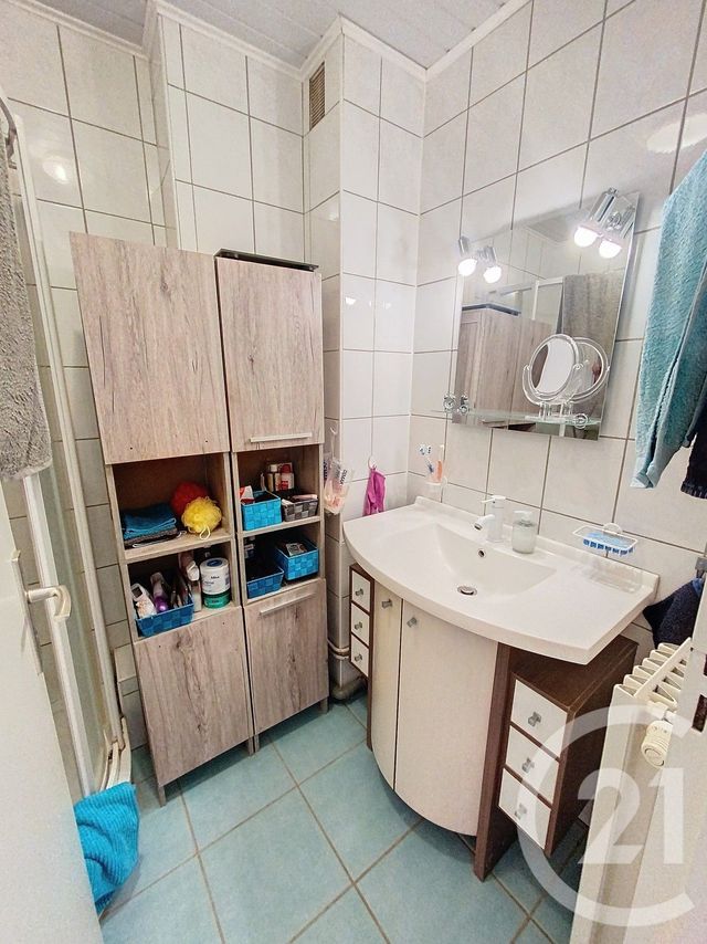 Appartement F3 &agrave; louer - 3 pi&egrave;ces - 66,96 m2 - Hericourt - 70 - FRANCHE-COMTE