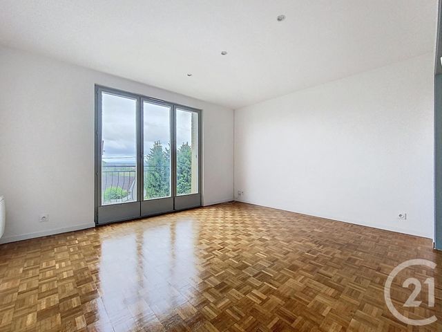 Maison &agrave; louer - 5 pi&egrave;ces - 81,65 m2 - Chatenois Les Forges - 90 - FRANCHE-COMTE