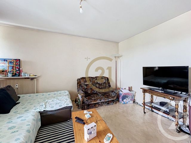 Appartement F5 &agrave; vendre - 5 pi&egrave;ces - 95 m2 - Luxeuil Les Bains - 70 - FRANCHE-COMTE