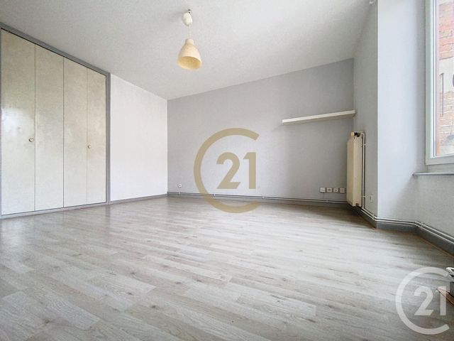 Appartement F2 &agrave; louer - 2 pi&egrave;ces - 58,29 m2 - Lure - 70 - FRANCHE-COMTE