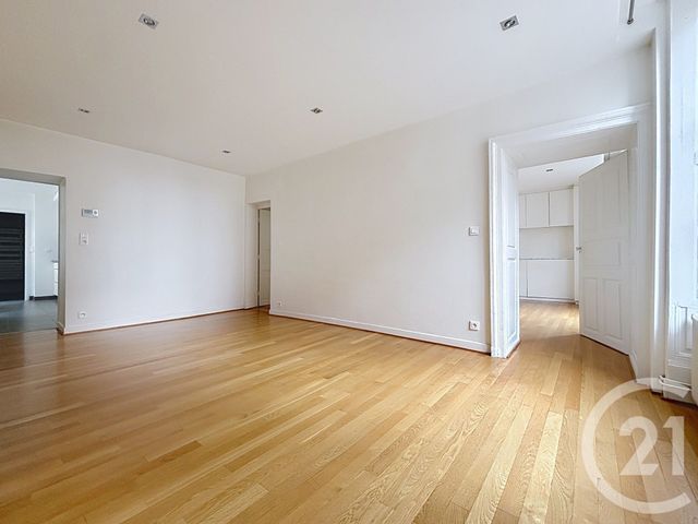 Appartement F3 &agrave; louer - 3 pi&egrave;ces - 57,20 m2 - Luxeuil Les Bains - 70 - FRANCHE-COMTE