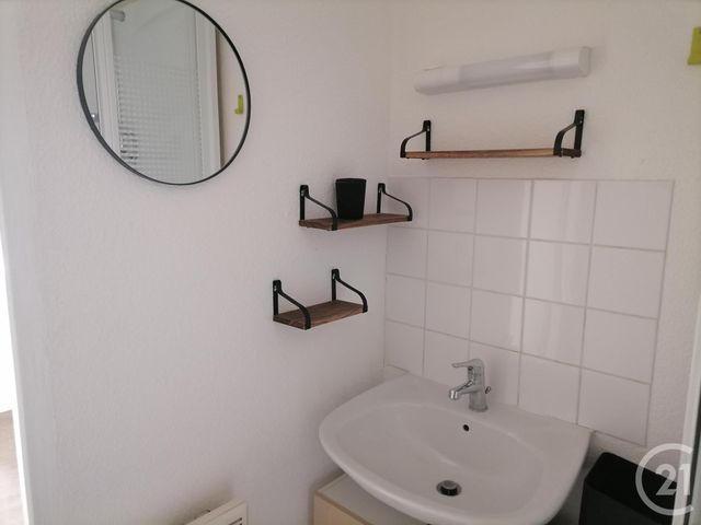 Appartement F2 &agrave; louer - 2 pi&egrave;ces - 29,70 m2 - Vesoul - 70 - FRANCHE-COMTE