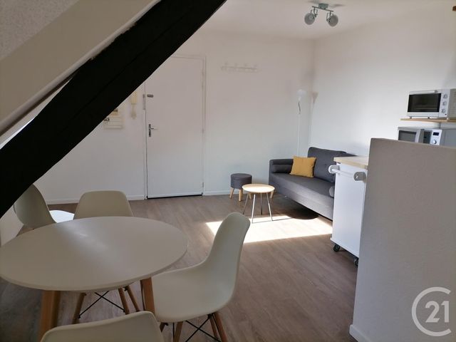 Appartement F2 &agrave; louer - 2 pi&egrave;ces - 29,70 m2 - Vesoul - 70 - FRANCHE-COMTE