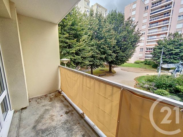 Appartement F3 &agrave; louer - 3 pi&egrave;ces - 63,65 m2 - Vesoul - 70 - FRANCHE-COMTE