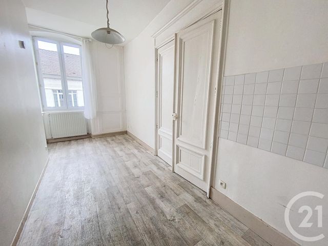 Appartement F2 à louer - 2 pièces - 50,24 m2 - Vesoul - 70 - FRANCHE-COMTE