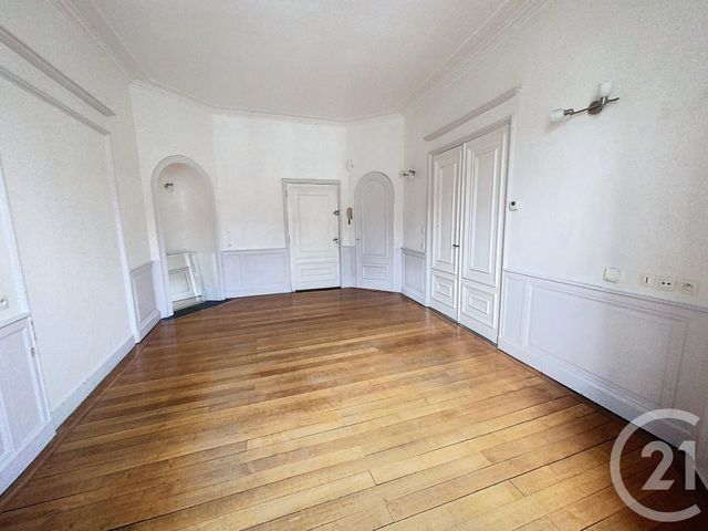 Appartement F2 à louer - 2 pièces - 50,24 m2 - Vesoul - 70 - FRANCHE-COMTE