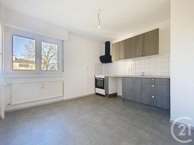 Appartement F3 à louer - 3 pièces - 60,93 m2 - St Loup Sur Semouse - 70 - FRANCHE-COMTE