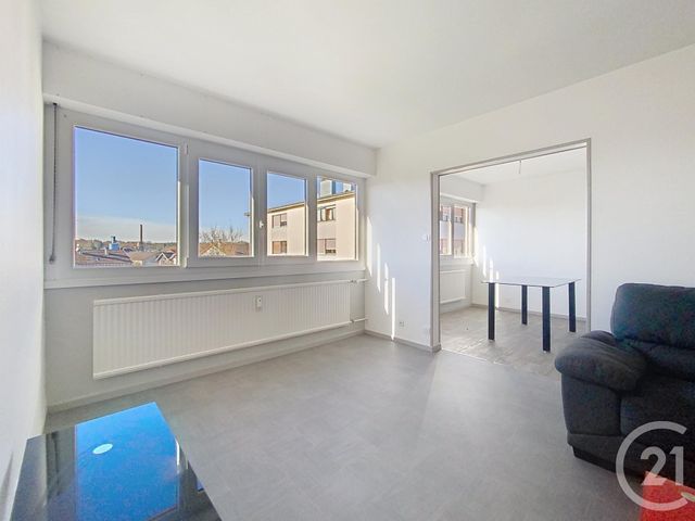 Appartement F3 à louer - 3 pièces - 60,93 m2 - St Loup Sur Semouse - 70 - FRANCHE-COMTE