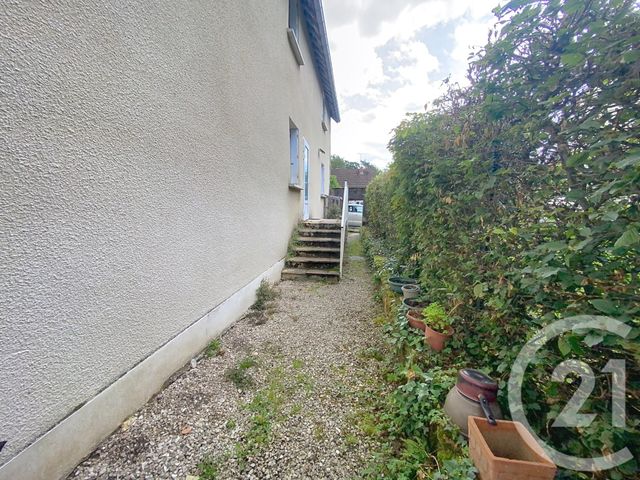 Appartement F3 &agrave; louer - 3 pi&egrave;ces - 66,65 m2 - Loulans Verchamp - 70 - FRANCHE-COMTE