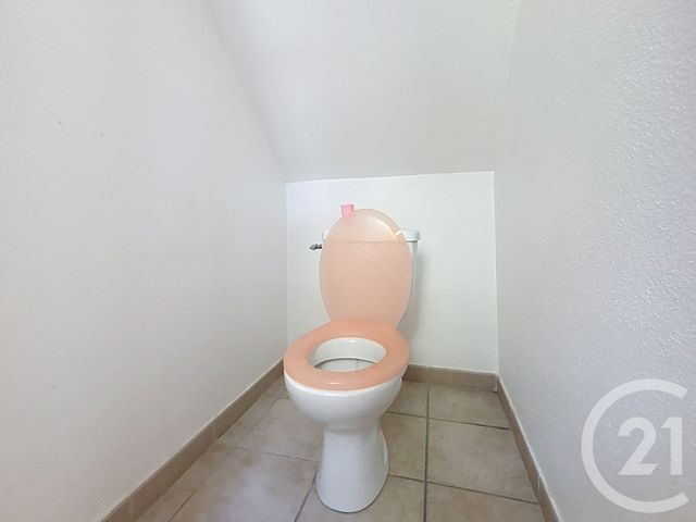 Appartement F3 &agrave; louer - 3 pi&egrave;ces - 66,65 m2 - Loulans Verchamp - 70 - FRANCHE-COMTE