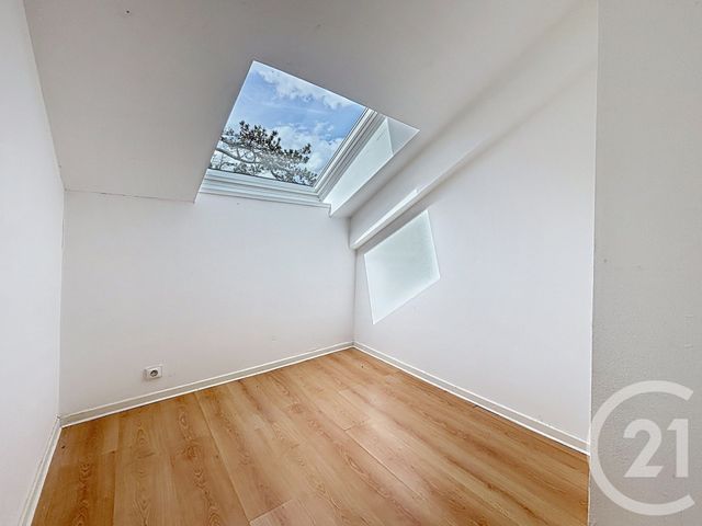 Maison &agrave; louer - 4 pi&egrave;ces - 65,05 m2 - Montcey - 70 - FRANCHE-COMTE