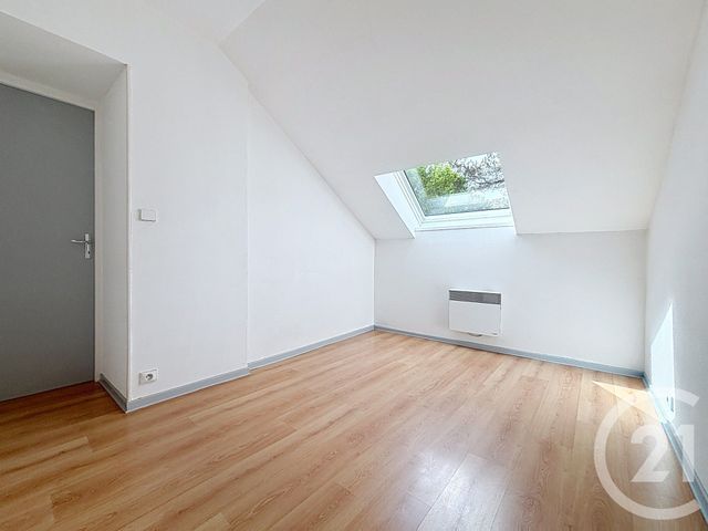 Maison &agrave; louer - 4 pi&egrave;ces - 65,05 m2 - Montcey - 70 - FRANCHE-COMTE