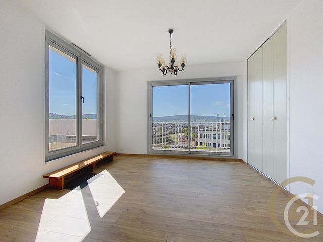 Appartement F4 &agrave; louer - 4 pi&egrave;ces - 89,02 m2 - Vesoul - 70 - FRANCHE-COMTE