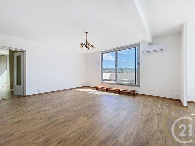 Appartement F4 &agrave; louer - 4 pi&egrave;ces - 89,02 m2 - Vesoul - 70 - FRANCHE-COMTE
