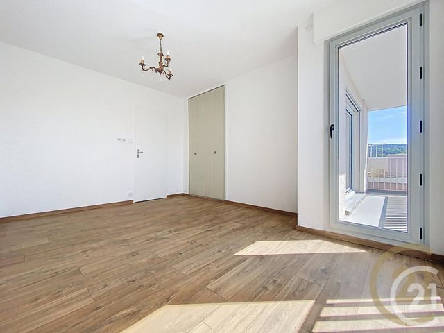 Appartement F4 &agrave; louer - 4 pi&egrave;ces - 89,02 m2 - Vesoul - 70 - FRANCHE-COMTE