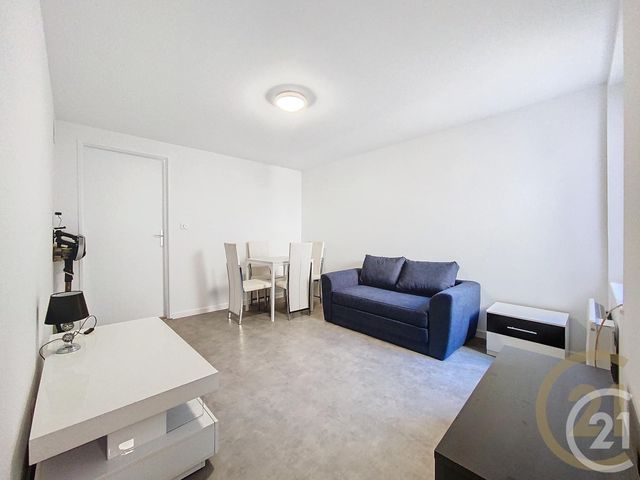 Appartement F2 &agrave; louer - 2 pi&egrave;ces - 29,45 m2 - Vesoul - 70 - FRANCHE-COMTE