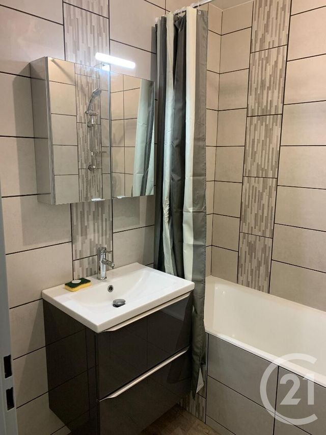 Appartement F2 &agrave; louer - 2 pi&egrave;ces - 32,25 m2 - Vesoul - 70 - FRANCHE-COMTE