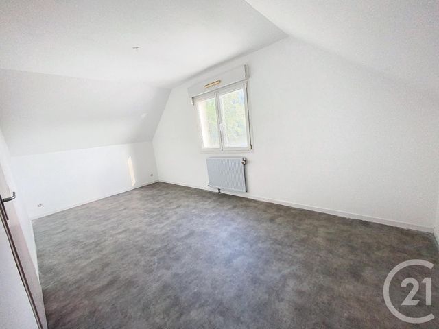 Maison &agrave; louer - 4 pi&egrave;ces - 90 m2 - Vesoul - 70 - FRANCHE-COMTE
